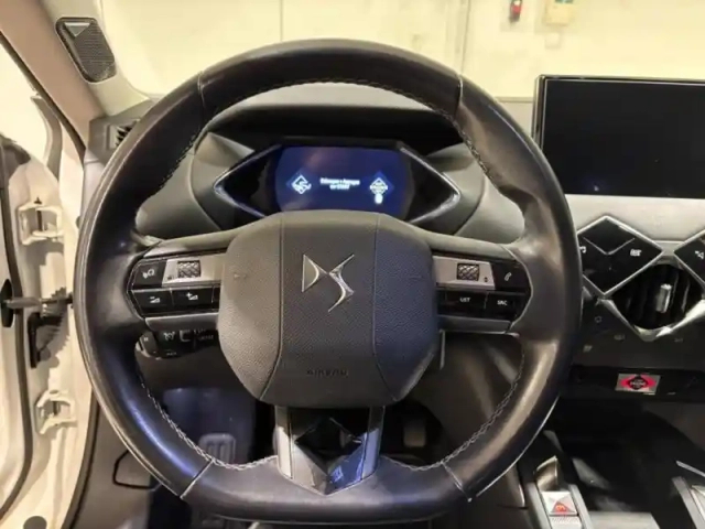 Ds Ds 3 crossback bluehdi 110ch connected chic — photo 8