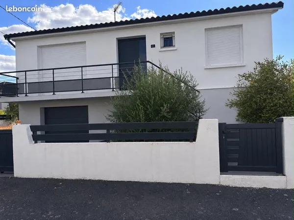 Maison sur sous-sol de 90 m² - 3 chambres - Thouars