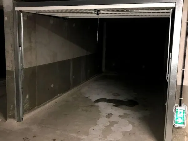 Location garage ferme securise sur la mel