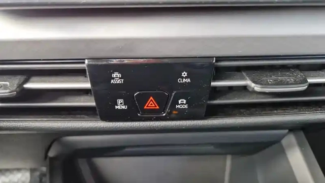 Volkswagen Golf 1.5 ehybrid 204 dsg6 — photo 18