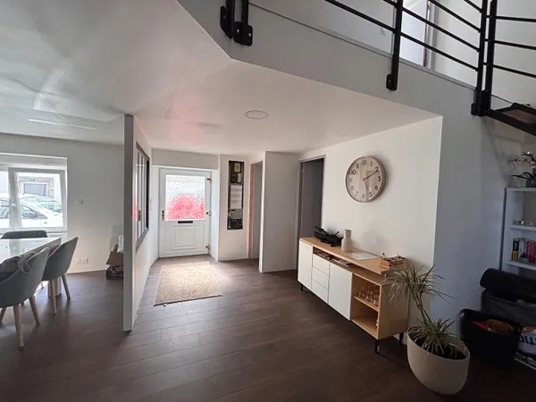 Maison rénovée 3 chambres dans le centre de Briec !