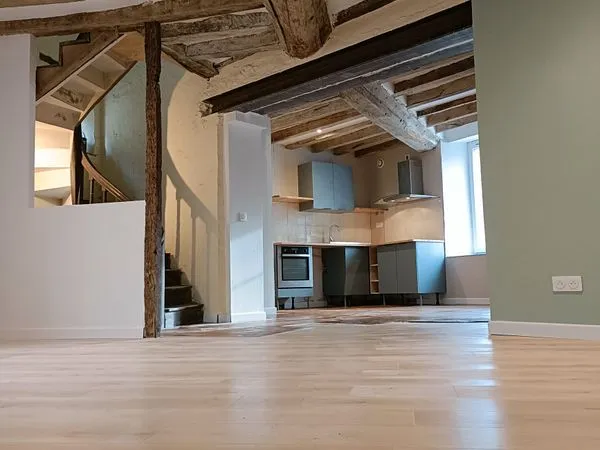 Immeuble (4 lots + hangar) - Centre-bourg Argentré