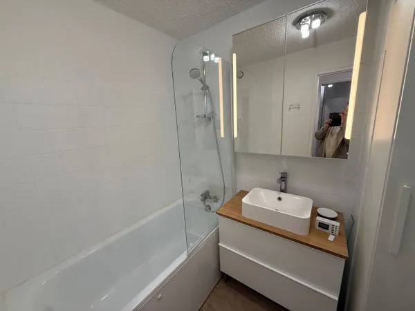 Studio 1 pièce 24 m²