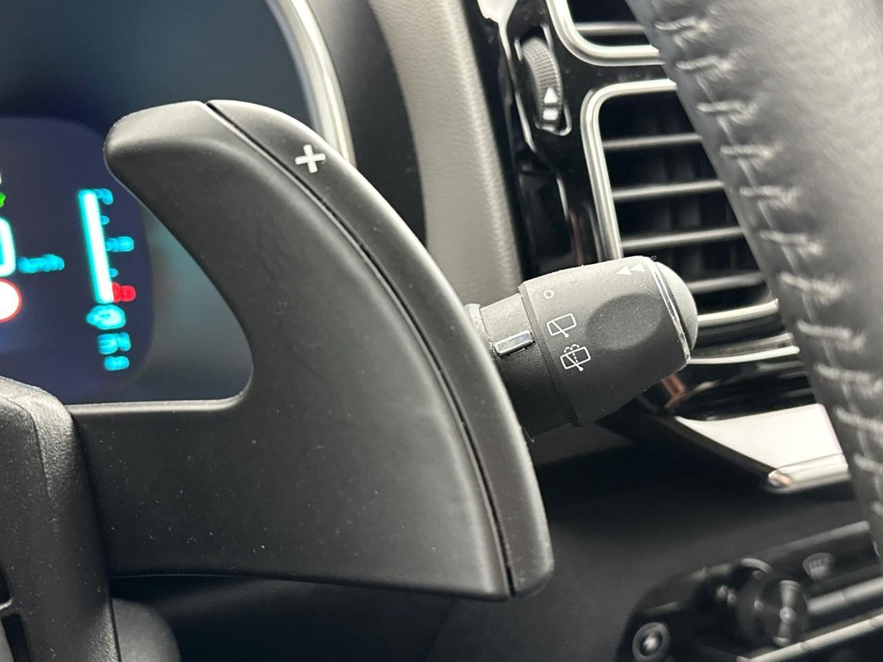 Citroën C5 Aircross hybride rechargeable 225 s&s e-eat8 c-series — photo 18