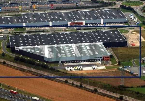 Local d’activité et entrepôt Vente Hénin-Beaumont   171110€