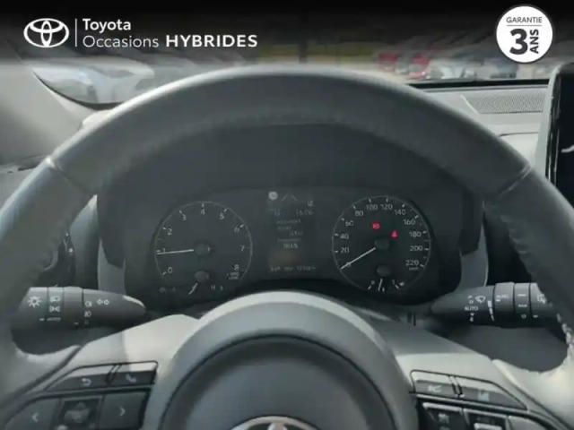 Toyota Yaris 120 vvt-i dynamic business 5p mc24 — photo 9