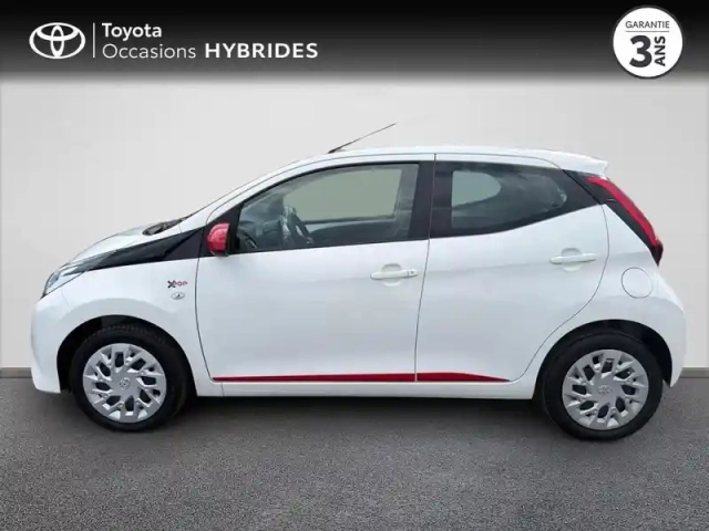 Toyota Aygo 1.0 vvt-i 69ch x-play 5p — photo 3