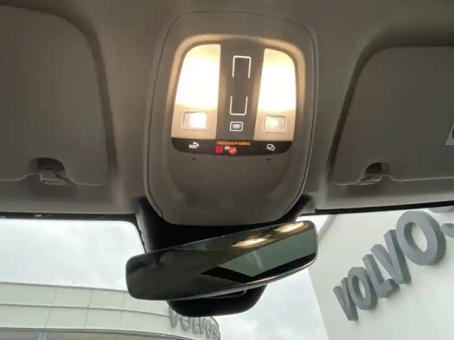 Volvo Xc60 t8 recharge awd 310 ch + 145 ch geartronic 8 — photo 12