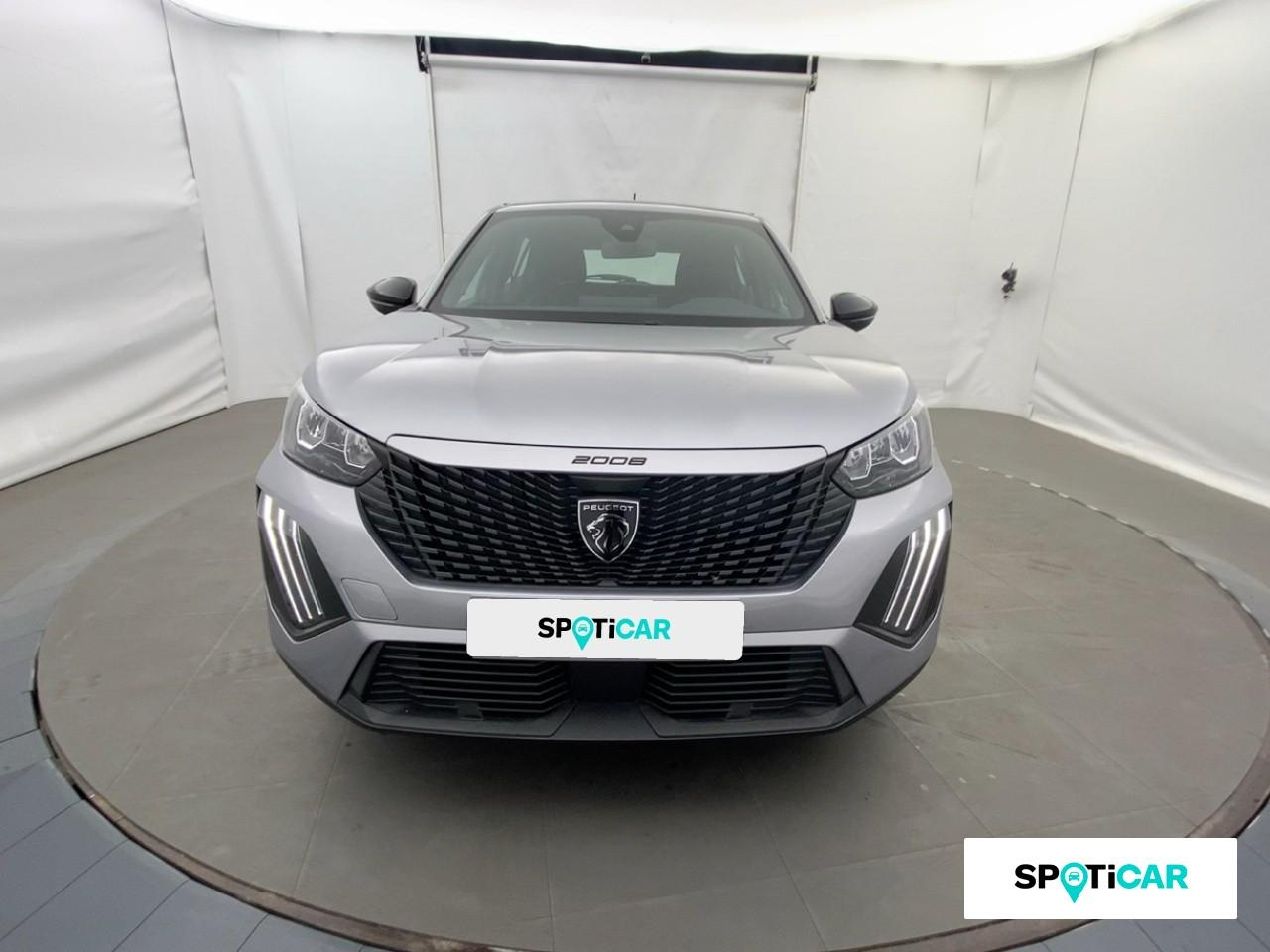 Peugeot 2008 e-2008 136ch active — photo 2