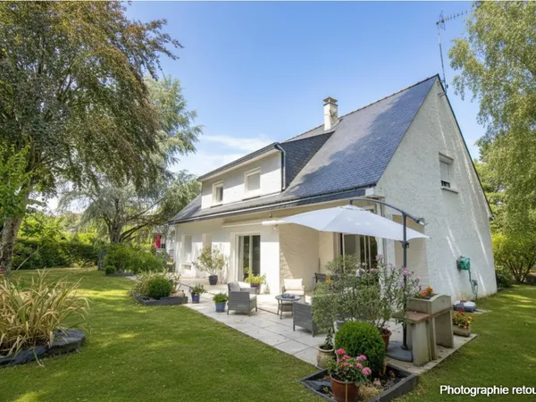 Maison au Parc de la Haye à Avrillé, 8 pièce(s) sur 190 m2 habitables