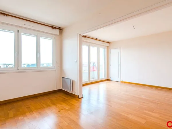 Appartement 4 pièces 77 m²