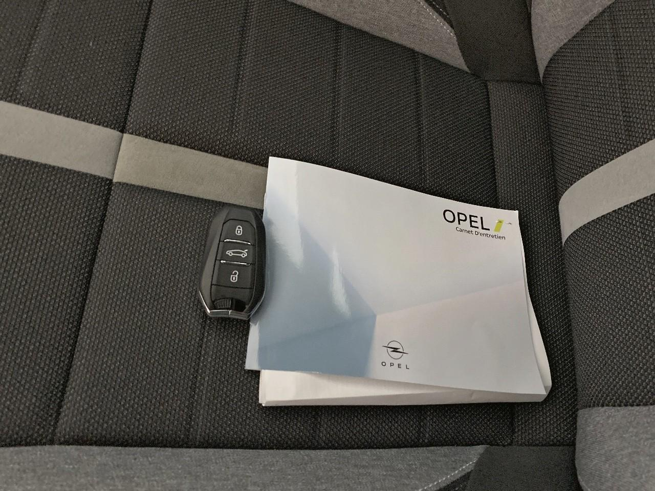 Opel Grandland 1.2 turbo hybrid 145 ch e-dct6 edition — photo 18