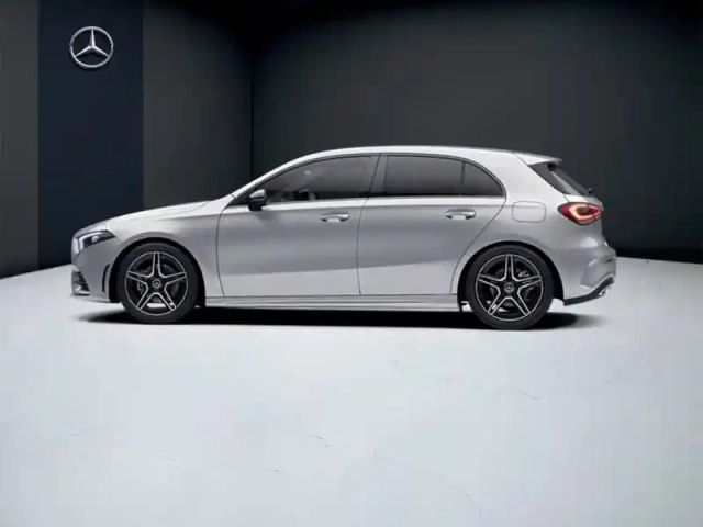 Mercedes Classe A 200 amg line — photo 25