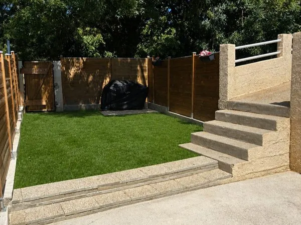 Maison en pierre 130 m² - 4 chambres - jardin - sous-sol 85 m²