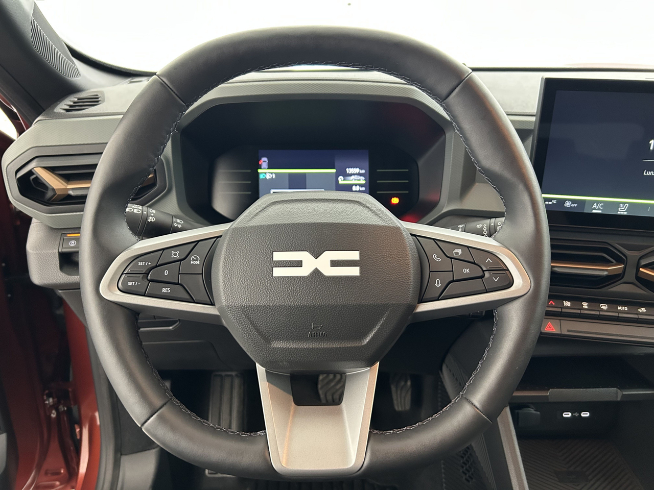 Dacia Duster — photo 15