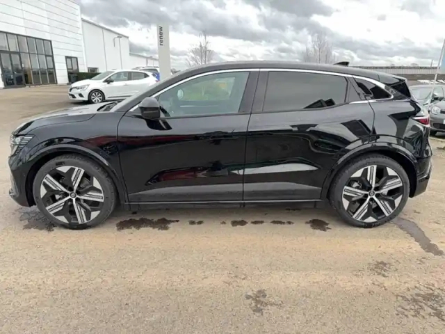 Renault Megane e-tech 220 ch autonomie confort gsr2 — photo 2