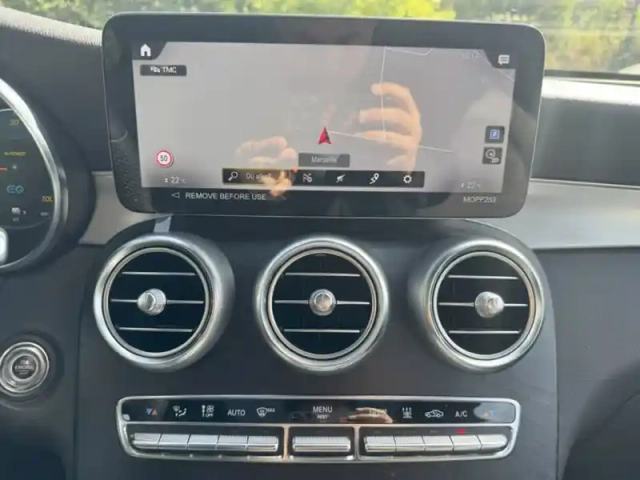 Mercedes Glc 300e 4matic suv amg line — photo 18