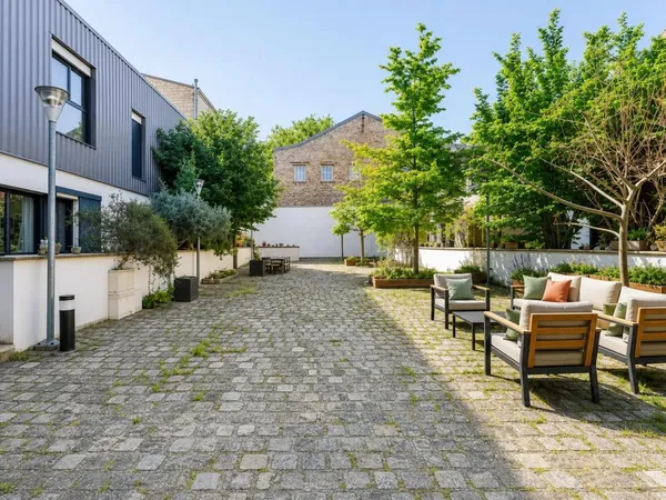 Maison de ville de 3 pièces de 80 m2 en vente à Saint-Denis vendue louée - Idéal investisseur