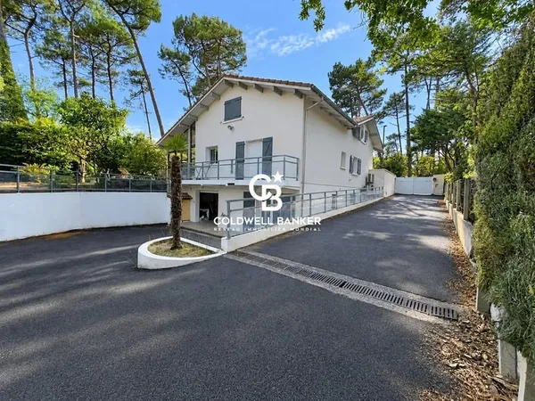 SEIGNOSSE OCÉAN - Maison landaise de 270 m² - 7 chambres - Appartement indépendant de 100 m², garage