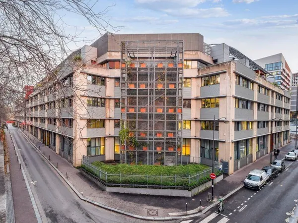 Bureaux 326 m²