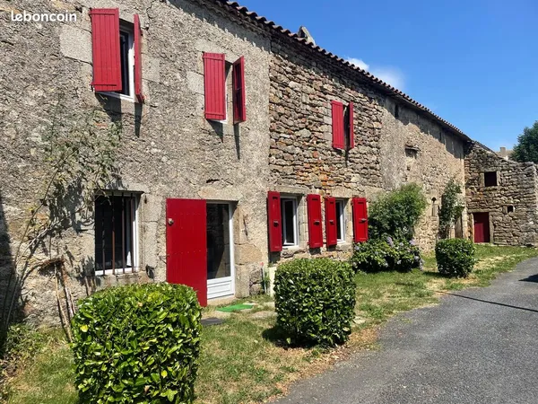 Maison 7 pièces 236 m²