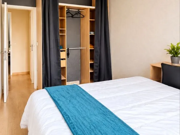 Chambre meublée colocation Le Mans