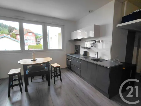 Studio 1 pièce 33 m²