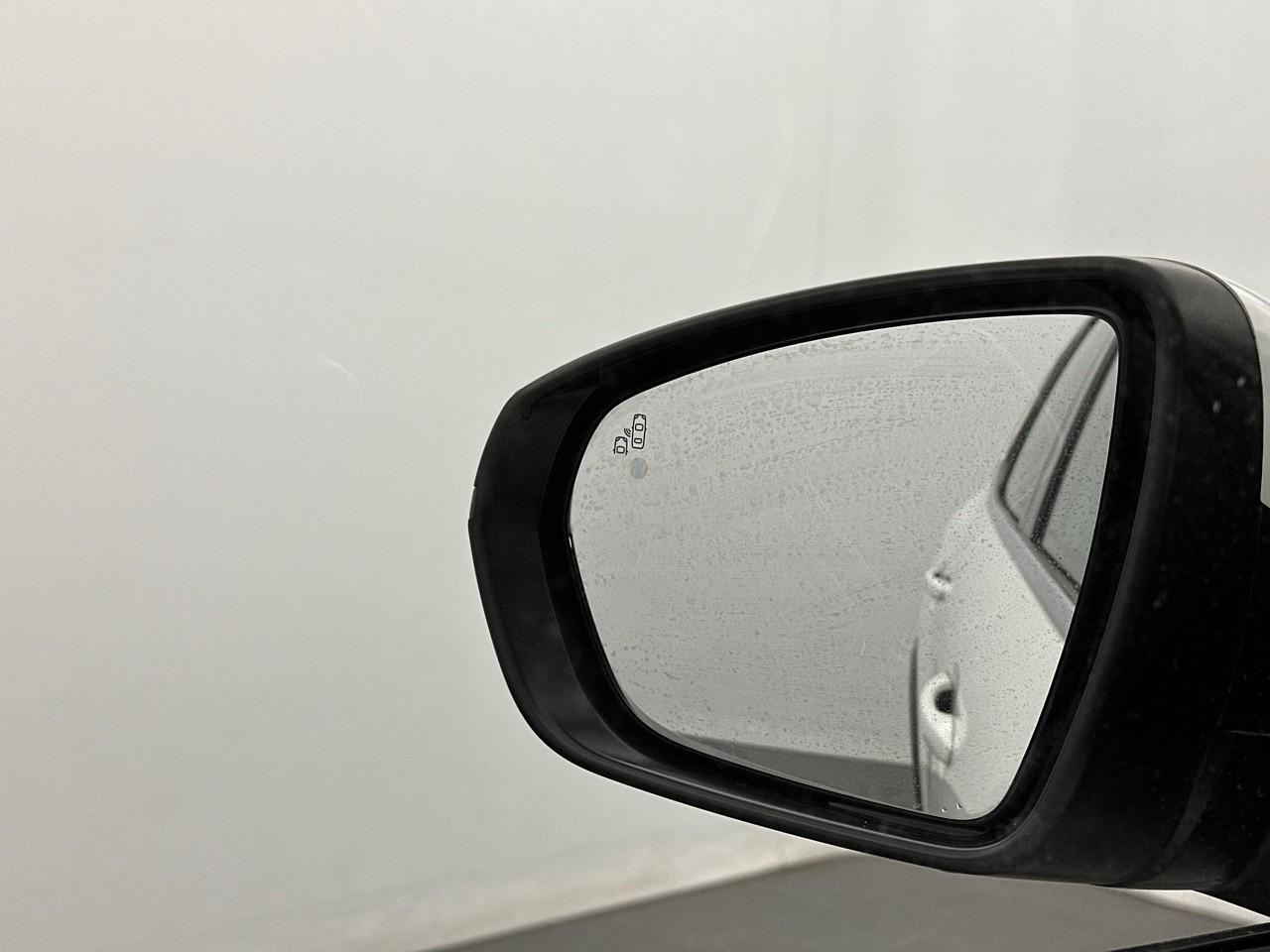 Citroën C5 Aircross hybride rechargeable 225 e-eat8 shine pack — photo 15