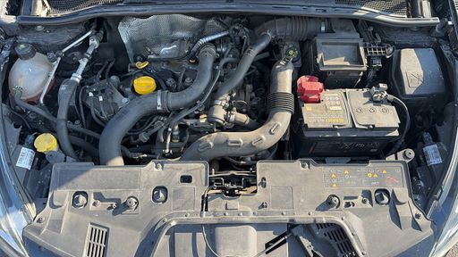 Renault Clio 0.9 TCe 90 - Intiale Paris – 2016 – 96153 km – Essence – Boîte Manuelle — photo 30