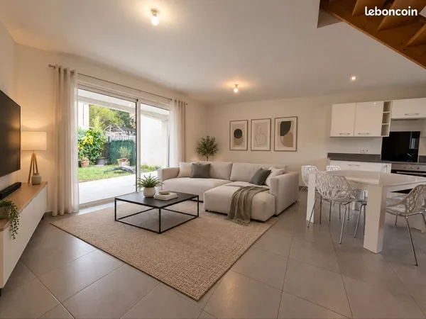 Maison T4 de 70 m2 avec jardin, terrasse et garage , Labastidette