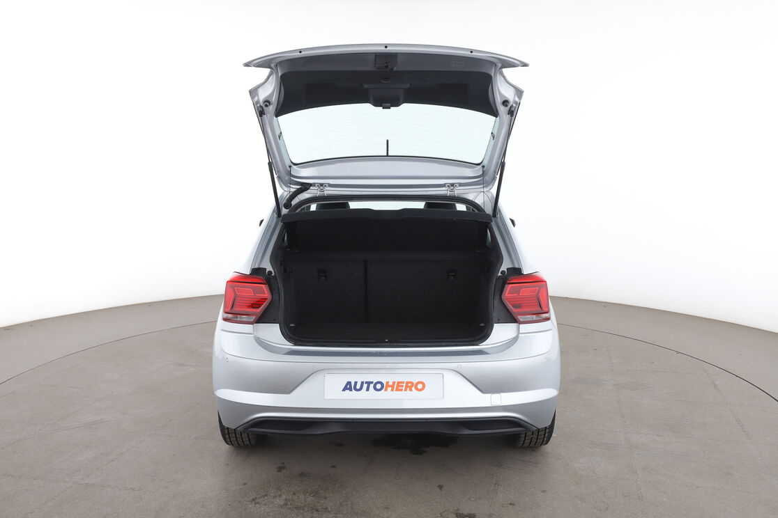 Volkswagen Polo 1.0 TSI Carat — photo 16