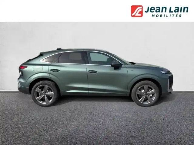 Audi Q3 sportback e-hybrid 272 ch s tronic 6 — photo 4