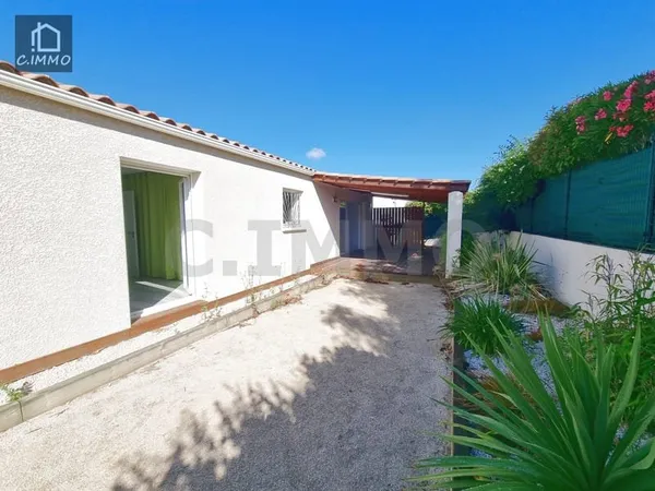 Villa de plain-pied de 104 m2 de type 4 avec terrasse, jardi