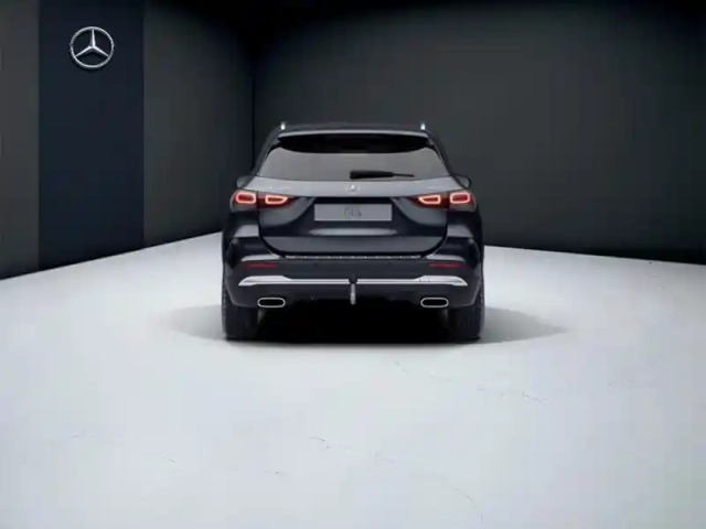 Mercedes Gla 220 d 4matic amg line — photo 4