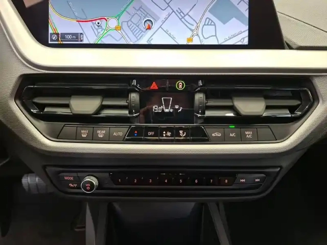 Bmw Serie 1 118i 136 ch dkg7 — photo 26