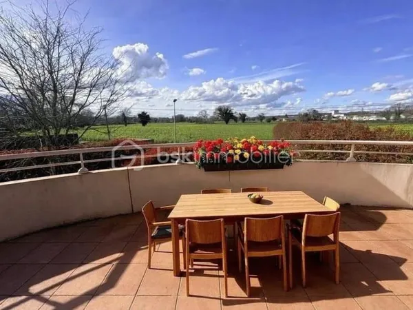 Appartement moderne avec terrasse