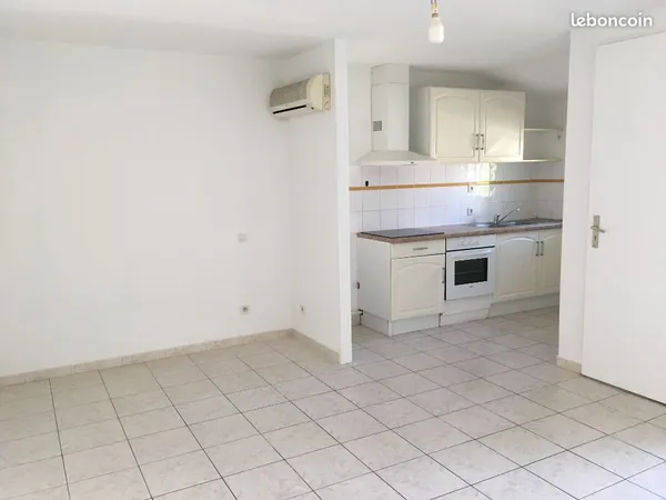 Studio 1 pièce 30 m²