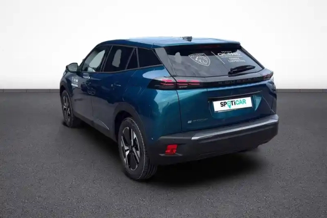 Peugeot 2008 electrique 54 kwh 156 ch — photo 4