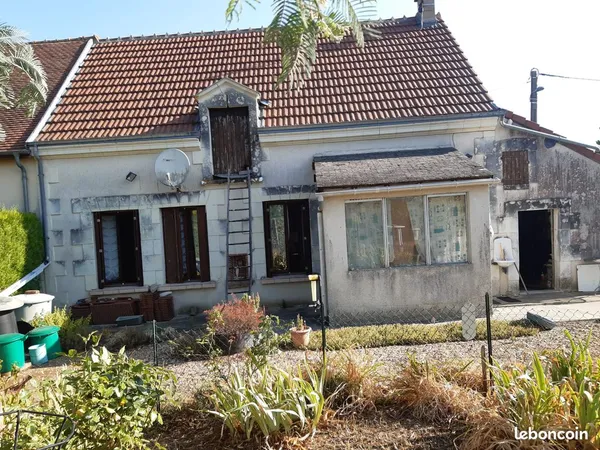 Maison ancienne Lucay le mâle