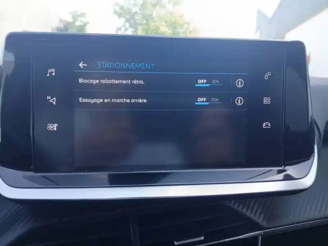Peugeot 208 puretech 75 s&amp;s bvm5 — photo 15