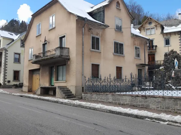 Immeuble 10 pièces 200 m²