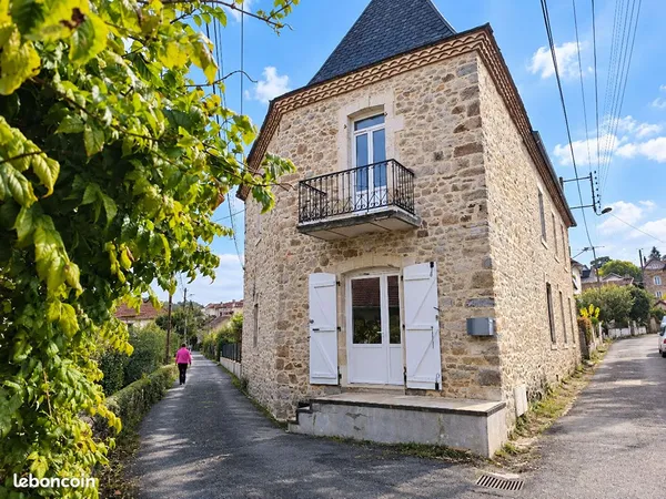 Maison 9 pièces 202 m²
