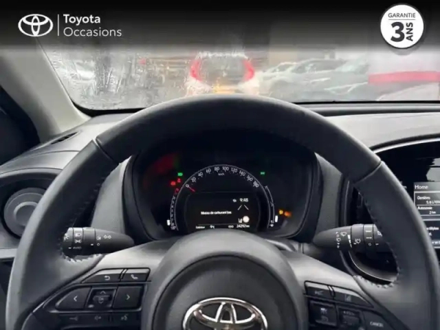 Toyota Aygo X 1.0 vvt-i 72ch dynamic my23 — photo 13