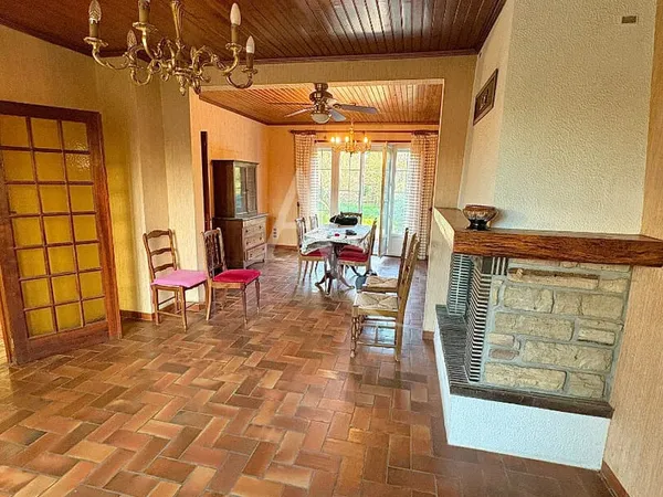 Maison Fay Aux Loges 4 pièce(s) 90 m2 + garage de 50 m²