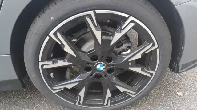 Bmw Serie 1 120 170 ch dkg7 — photo 3