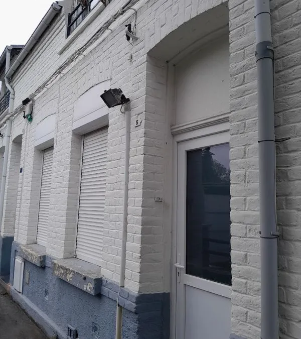 Photo 1