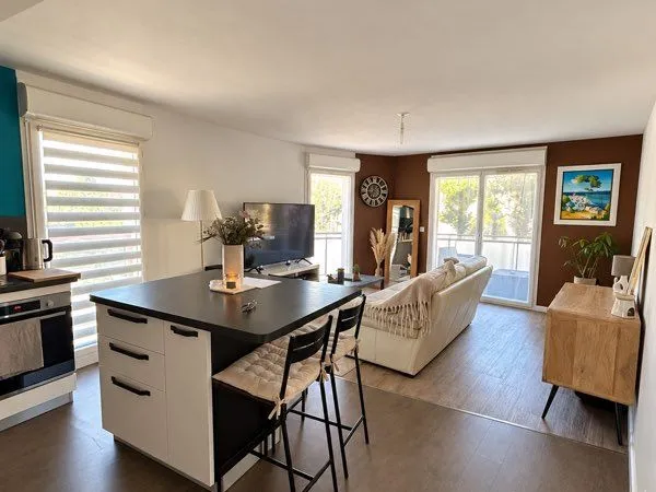 Appartement T3 traversant