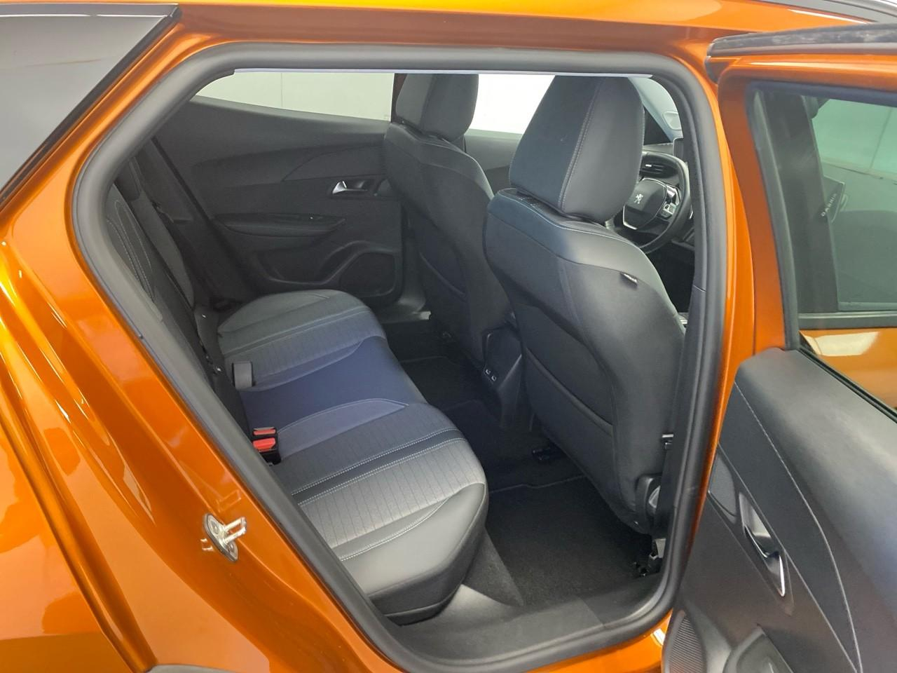 Peugeot 2008 bluehdi 130 s&s eat8 allure pack — photo 24