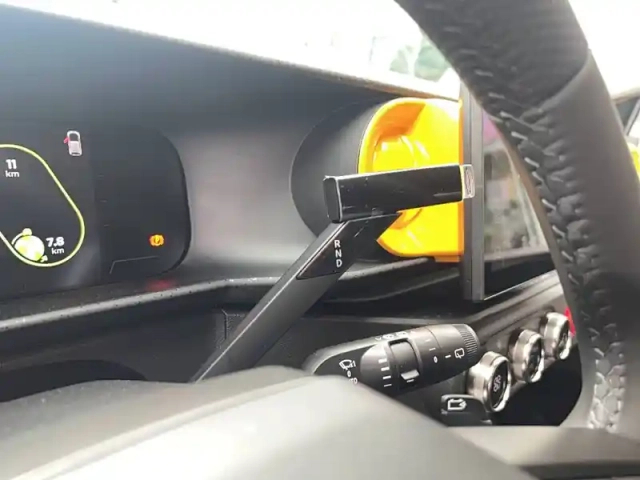 Renault Twingo e-tech electrique 80 ch autonomie urbaine — photo 23