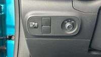 Citroen C3 1.2 PureTech 110ch S&S Shine EAT6 — photo 17